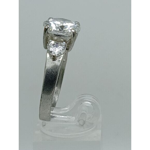 Vintage 5CT White Gold Plated Round Heart Shaped 3-Stone Ring Size 11 - Picture 5 of 10